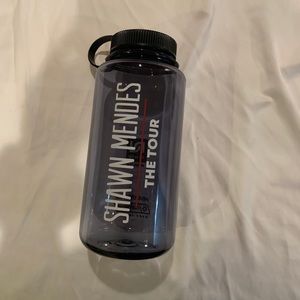 • Authentic Shawn Mendes the Tour Water Bottle •